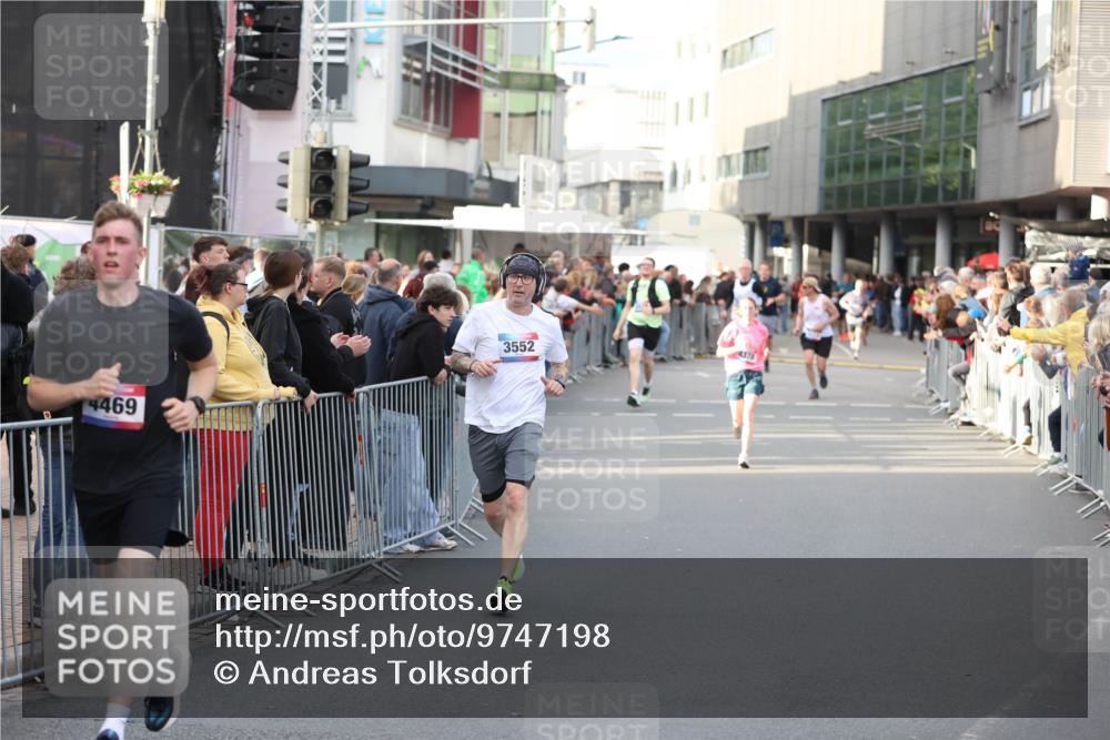 12.06.2026 - Holstenköstenlauf Andreas Tolksdorf http://msf.ph/oto/9747198 12.06.2026 19:53:39 Laufen 4469, 3552 meine-sportfotos.de