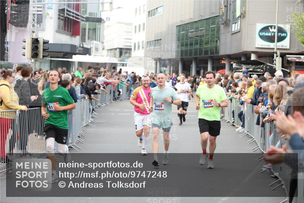 12.06.2026 - Holstenköstenlauf Andreas Tolksdorf http://msf.ph/oto/9747248 12.06.2026 19:54:25 Laufen 41, 1, 3455, 3095 meine-sportfotos.de