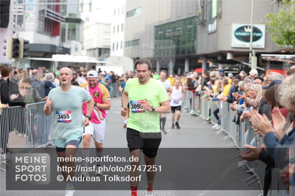 12.06.2026 - Holstenköstenlauf Andreas Tolksdorf http://msf.ph/oto/9747251 12.06.2026 19:54:26 Laufen 309, 3455 meine-sportfotos.de