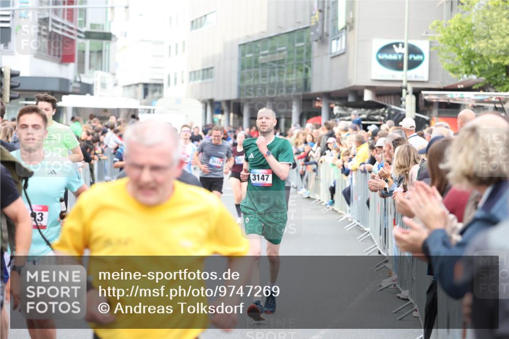 12.06.2026 - Holstenköstenlauf Andreas Tolksdorf http://msf.ph/oto/9747269 12.06.2026 19:54:42 Laufen 3, 3615, 3147 meine-sportfotos.de
