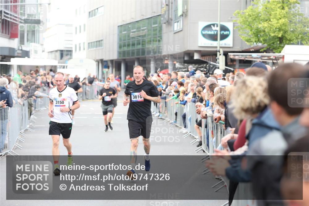 12.06.2026 - Holstenköstenlauf Andreas Tolksdorf http://msf.ph/oto/9747326 12.06.2026 19:55:30 Laufen 3810, 3150 meine-sportfotos.de