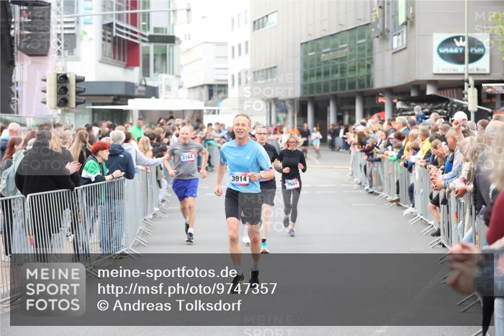 12.06.2026 - Holstenköstenlauf Andreas Tolksdorf http://msf.ph/oto/9747357 12.06.2026 19:56:03 Laufen 3164, 3914, 4544 meine-sportfotos.de