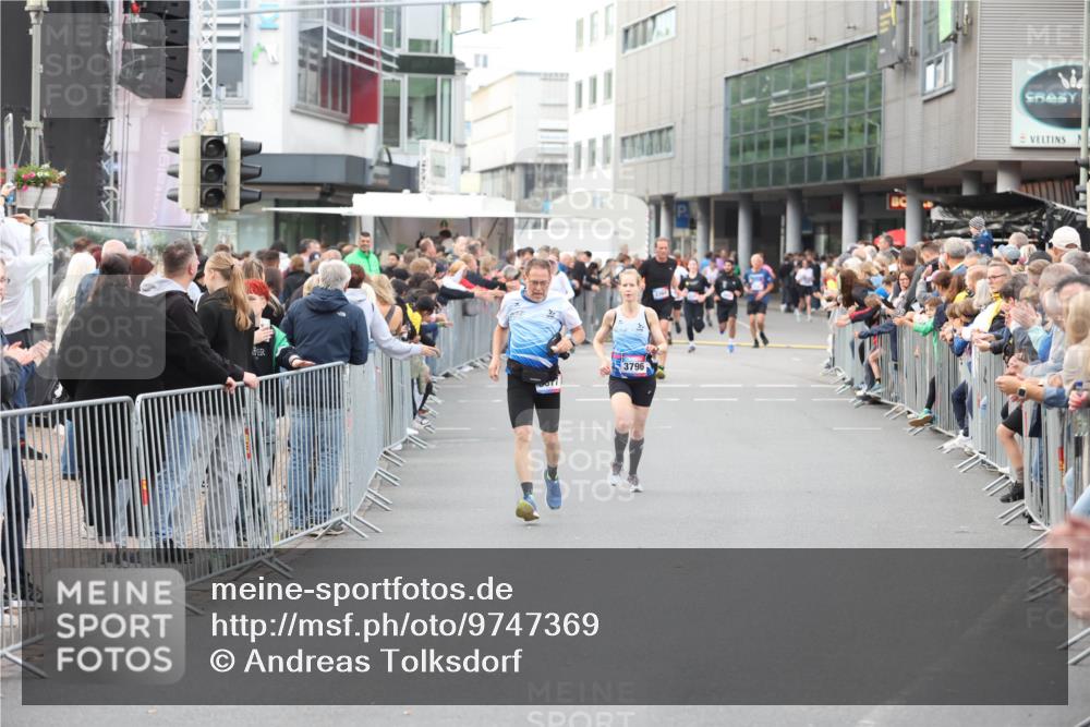 12.06.2026 - Holstenköstenlauf Andreas Tolksdorf http://msf.ph/oto/9747369 12.06.2026 19:56:13 Laufen 3796 meine-sportfotos.de