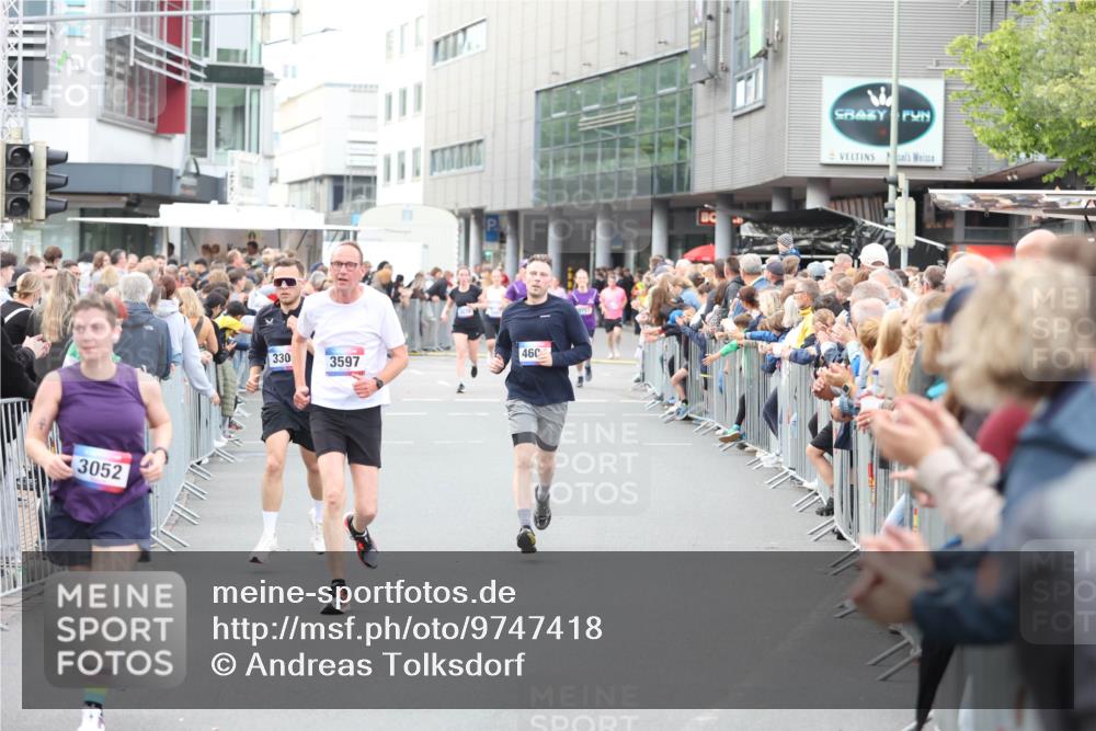 12.06.2026 - Holstenköstenlauf Andreas Tolksdorf http://msf.ph/oto/9747418 12.06.2026 19:57:02 Laufen 3052, 330, 460, 3597 meine-sportfotos.de