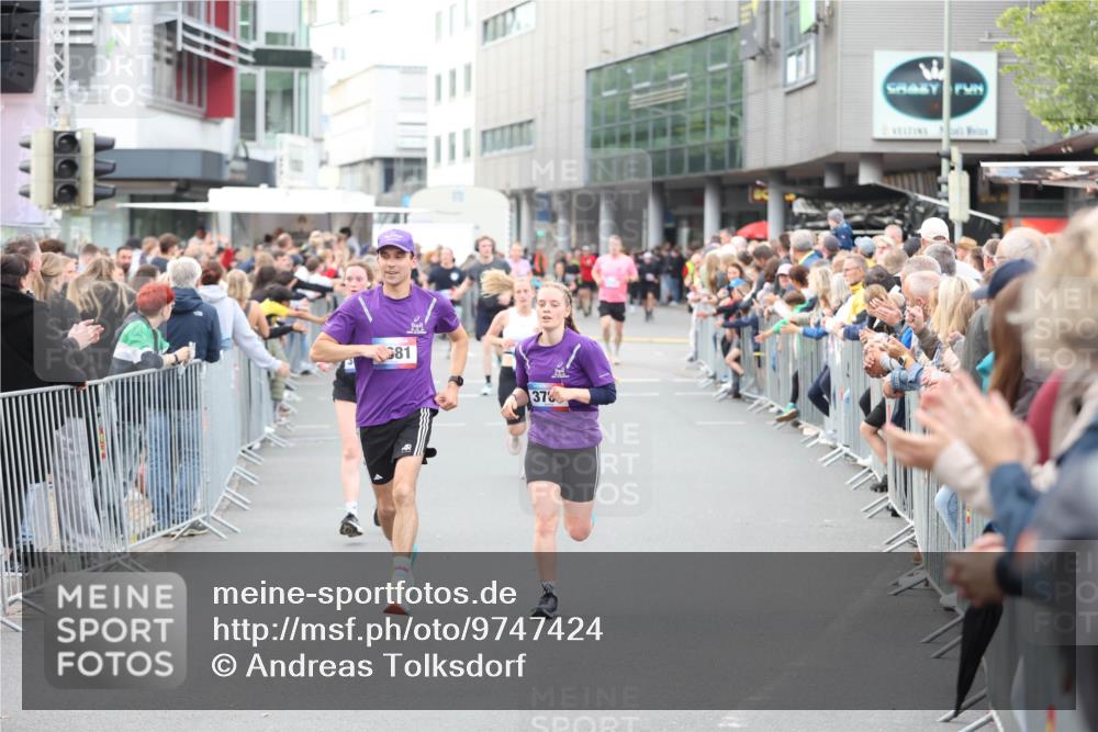 12.06.2026 - Holstenköstenlauf Andreas Tolksdorf http://msf.ph/oto/9747424 12.06.2026 19:57:09 Laufen 81, 370 meine-sportfotos.de