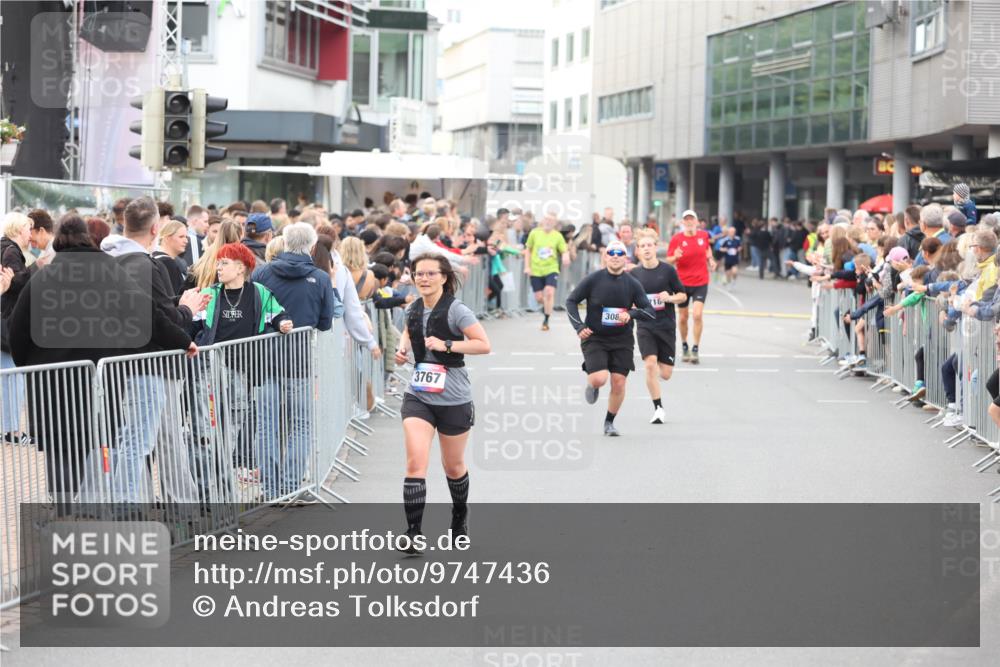 12.06.2026 - Holstenköstenlauf Andreas Tolksdorf http://msf.ph/oto/9747436 12.06.2026 19:57:23 Laufen 3767, 308 meine-sportfotos.de