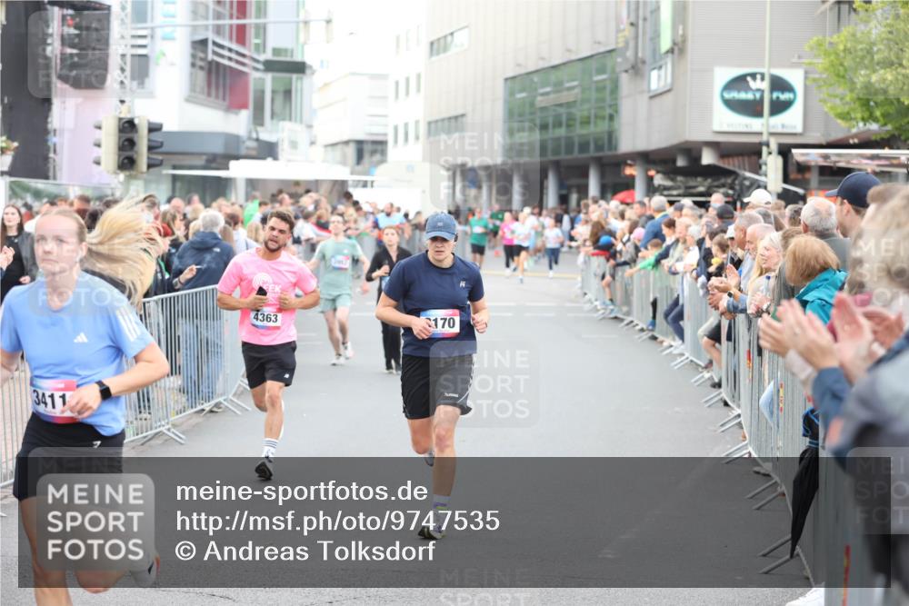 12.06.2026 - Holstenköstenlauf Andreas Tolksdorf http://msf.ph/oto/9747535 12.06.2026 19:58:50 Laufen 34114, 4363, 170 meine-sportfotos.de