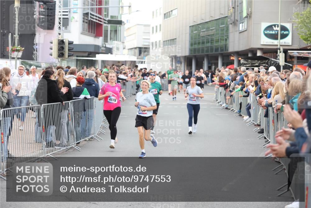 12.06.2026 - Holstenköstenlauf Andreas Tolksdorf http://msf.ph/oto/9747553 12.06.2026 19:59:01 Laufen 4578, 31, 3078, 3902 meine-sportfotos.de