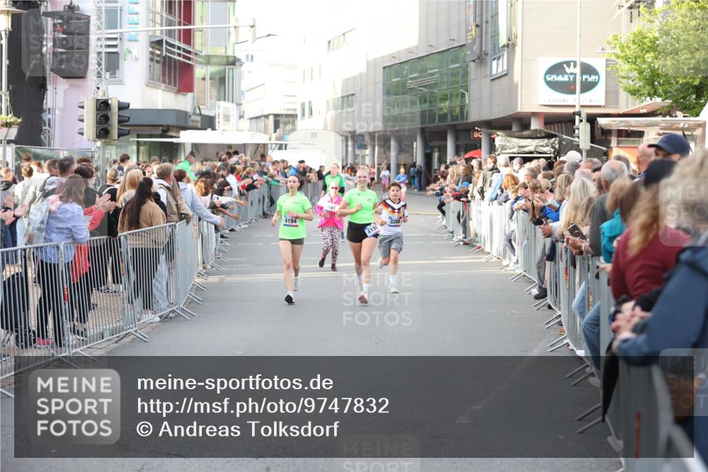 12.06.2026 - Holstenköstenlauf Andreas Tolksdorf http://msf.ph/oto/9747832 12.06.2026 20:04:04 Laufen 4194, 3268 meine-sportfotos.de