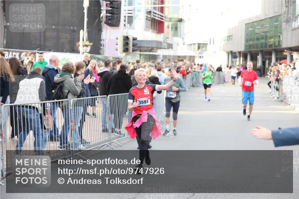 12.06.2026 - Holstenköstenlauf Andreas Tolksdorf http://msf.ph/oto/9747926 12.06.2026 20:05:53 Laufen 3591, 4867 meine-sportfotos.de