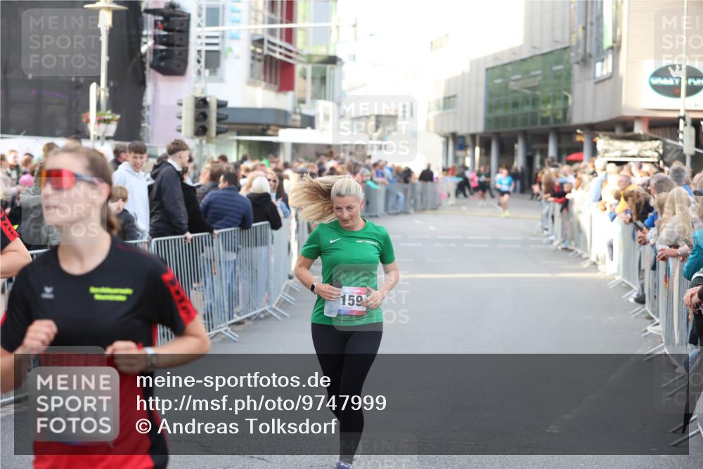 12.06.2026 - Holstenköstenlauf Andreas Tolksdorf http://msf.ph/oto/9747999 12.06.2026 20:07:31 Laufen 4311, 159 meine-sportfotos.de