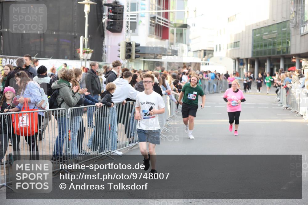 12.06.2026 - Holstenköstenlauf Andreas Tolksdorf http://msf.ph/oto/9748007 12.06.2026 20:07:54 Laufen 36, 4129, 4384 meine-sportfotos.de