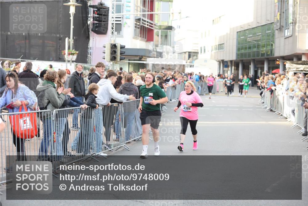 12.06.2026 - Holstenköstenlauf Andreas Tolksdorf http://msf.ph/oto/9748009 12.06.2026 20:07:56 Laufen 417, 4384 meine-sportfotos.de