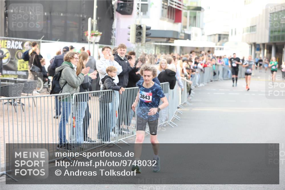 12.06.2026 - Holstenköstenlauf Andreas Tolksdorf http://msf.ph/oto/9748032 12.06.2026 20:08:17 Laufen 14, 1, 3843 meine-sportfotos.de