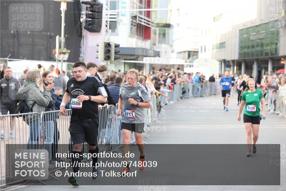 12.06.2026 - Holstenköstenlauf Andreas Tolksdorf http://msf.ph/oto/9748039 12.06.2026 20:08:28 Laufen 48, 72, 96, 8299, 4586, 3711, 4120 meine-sportfotos.de