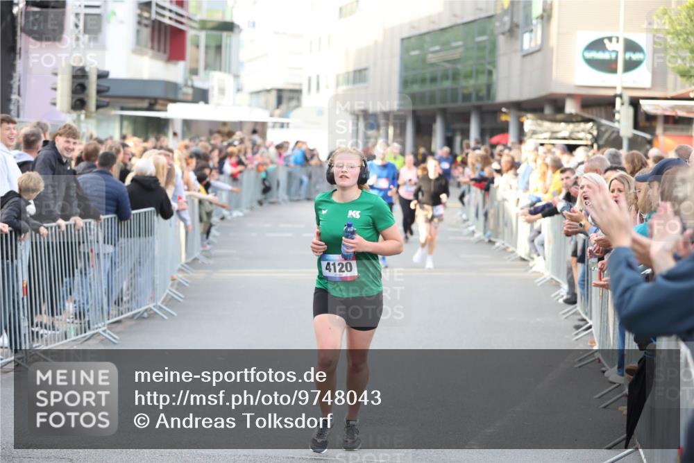 12.06.2026 - Holstenköstenlauf Andreas Tolksdorf http://msf.ph/oto/9748043 12.06.2026 20:08:31 Laufen 4120 meine-sportfotos.de