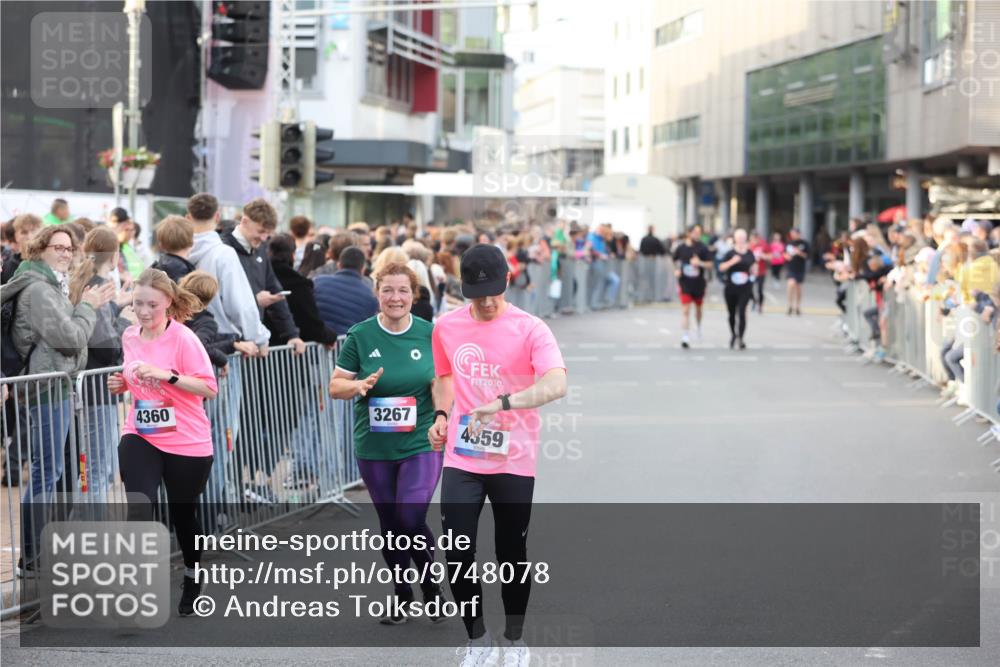 12.06.2026 - Holstenköstenlauf Andreas Tolksdorf http://msf.ph/oto/9748078 12.06.2026 20:09:38 Laufen 4360, 2030, 3267, 4359 meine-sportfotos.de