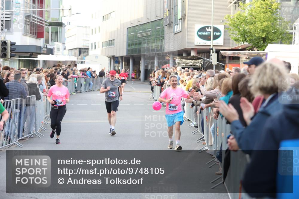 12.06.2026 - Holstenköstenlauf Andreas Tolksdorf http://msf.ph/oto/9748105 12.06.2026 20:10:19 Laufen 4355, 3764, 99, 4386 meine-sportfotos.de