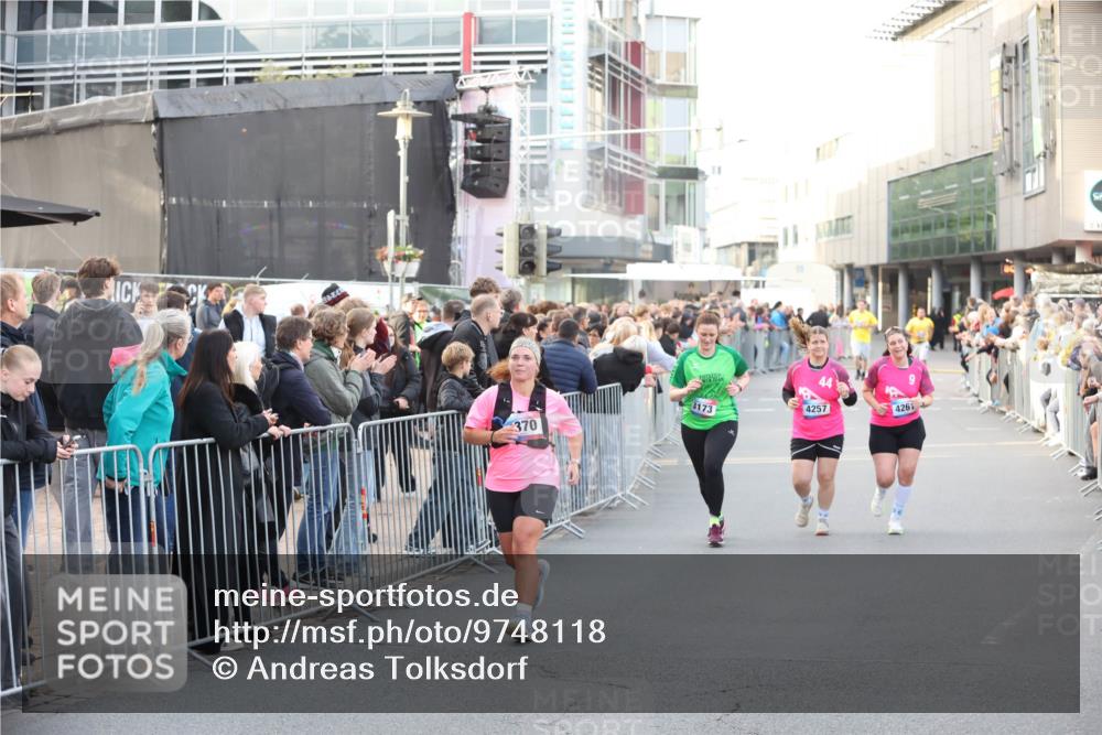 12.06.2026 - Holstenköstenlauf Andreas Tolksdorf http://msf.ph/oto/9748118 12.06.2026 20:10:49 Laufen 370, 3173, 4257 meine-sportfotos.de