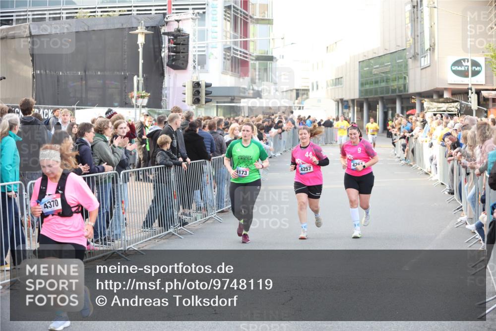 12.06.2026 - Holstenköstenlauf Andreas Tolksdorf http://msf.ph/oto/9748119 12.06.2026 20:10:50 Laufen 3173, 4370, 4257 meine-sportfotos.de