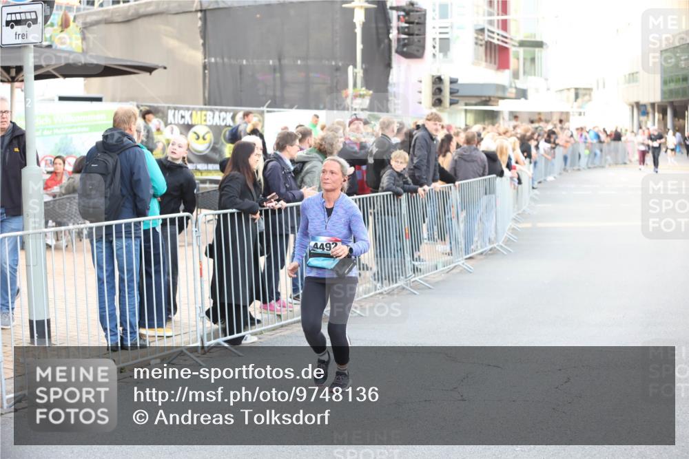 12.06.2026 - Holstenköstenlauf Andreas Tolksdorf http://msf.ph/oto/9748136 12.06.2026 20:11:09 Laufen 4492 meine-sportfotos.de