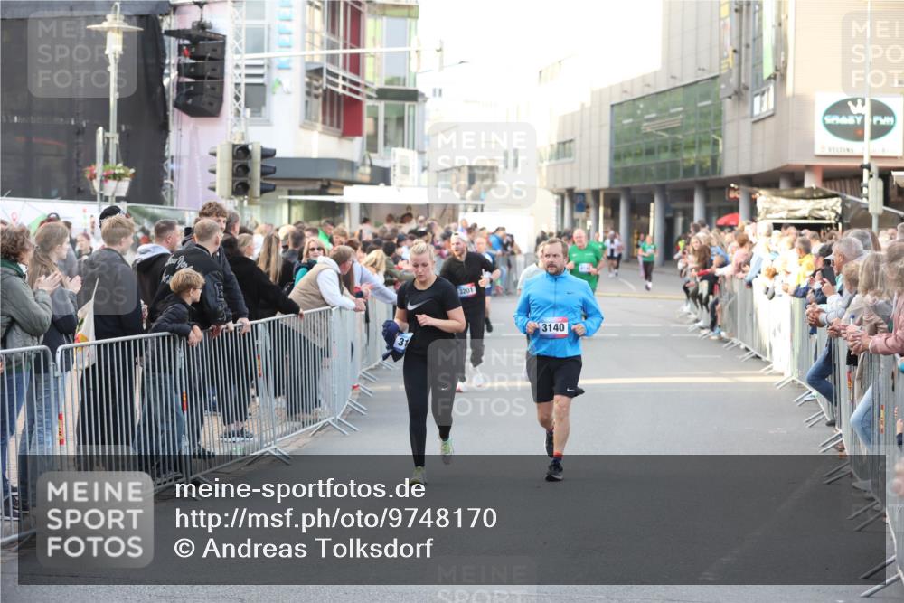 12.06.2026 - Holstenköstenlauf Andreas Tolksdorf http://msf.ph/oto/9748170 12.06.2026 20:12:42 Laufen 31, 3201, 3140 meine-sportfotos.de