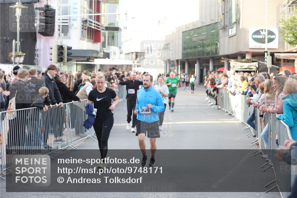 12.06.2026 - Holstenköstenlauf Andreas Tolksdorf http://msf.ph/oto/9748171 12.06.2026 20:12:43 Laufen 3201, 3140 meine-sportfotos.de