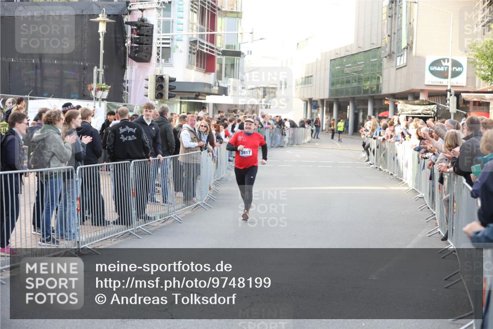 12.06.2026 - Holstenköstenlauf Andreas Tolksdorf http://msf.ph/oto/9748199 12.06.2026 20:13:43 Laufen 3917 meine-sportfotos.de
