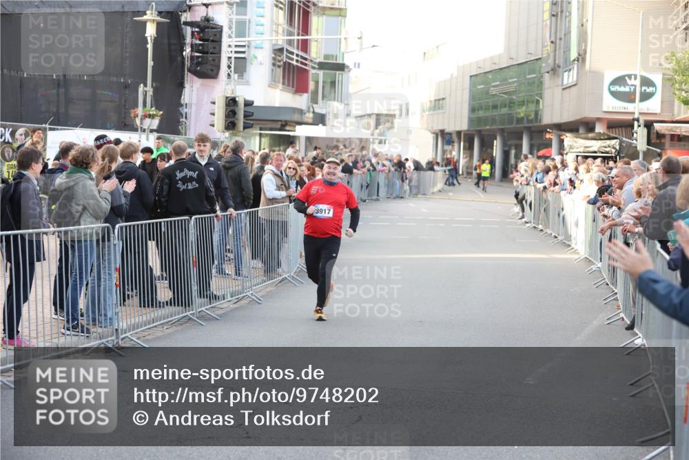 12.06.2026 - Holstenköstenlauf Andreas Tolksdorf http://msf.ph/oto/9748202 12.06.2026 20:13:43 Laufen 10, 3917 meine-sportfotos.de