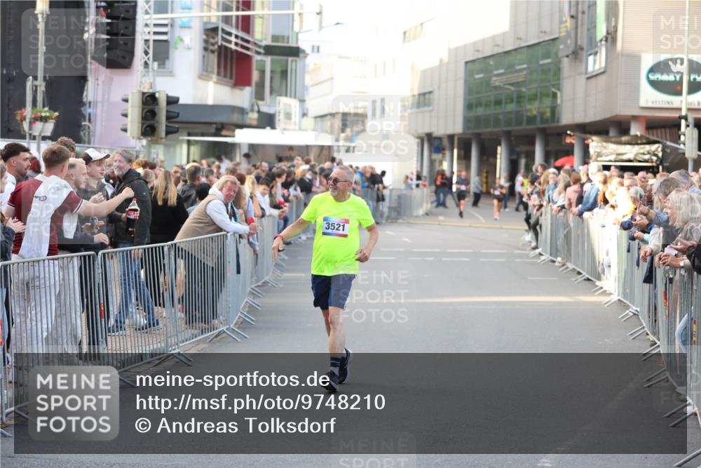 12.06.2026 - Holstenköstenlauf Andreas Tolksdorf http://msf.ph/oto/9748210 12.06.2026 20:14:11 Laufen 3521 meine-sportfotos.de