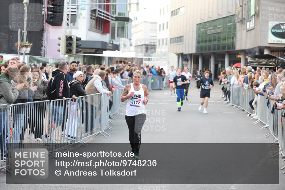 12.06.2026 - Holstenköstenlauf Andreas Tolksdorf http://msf.ph/oto/9748236 12.06.2026 20:16:10 Laufen 3172 meine-sportfotos.de
