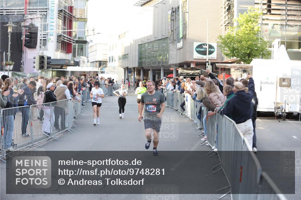 12.06.2026 - Holstenköstenlauf Andreas Tolksdorf http://msf.ph/oto/9748281 12.06.2026 20:17:46 Laufen 3222 meine-sportfotos.de