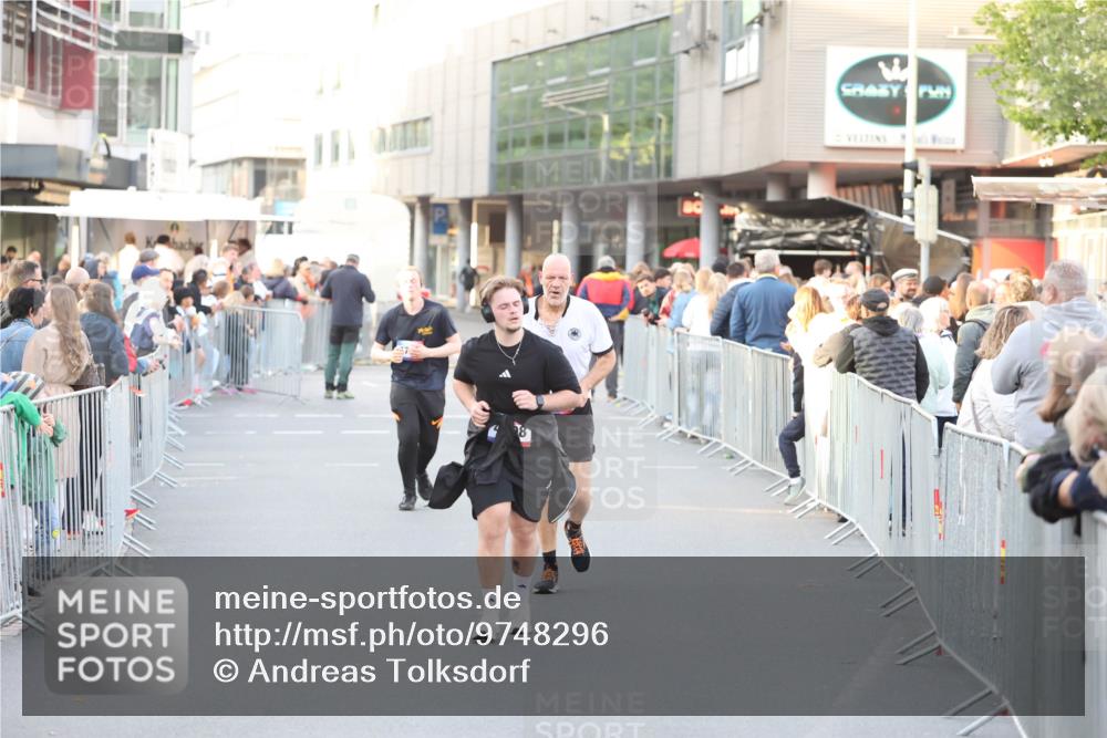 12.06.2026 - Holstenköstenlauf Andreas Tolksdorf http://msf.ph/oto/9748296 12.06.2026 20:21:40 Laufen  meine-sportfotos.de