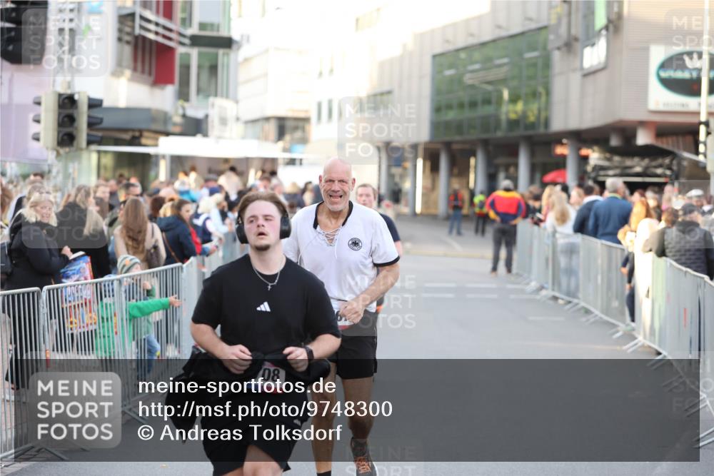 12.06.2026 - Holstenköstenlauf Andreas Tolksdorf http://msf.ph/oto/9748300 12.06.2026 20:21:43 Laufen 08 meine-sportfotos.de