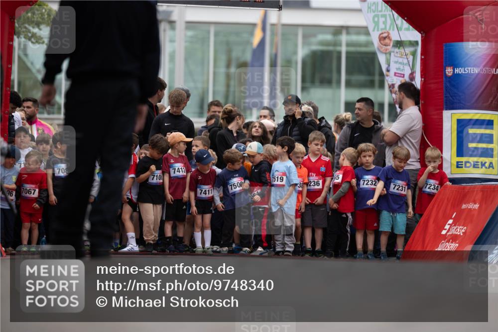 12.06.2026 - Holstenköstenlauf Michael Strokosch http://msf.ph/oto/9748340 12.06.2026 14:52:38 Laufen 7067, 96, 708, 7412, 7108, 7519, 5, 7500, 38, 236, 7232, 7411, 7231, 7234 meine-sportfotos.de