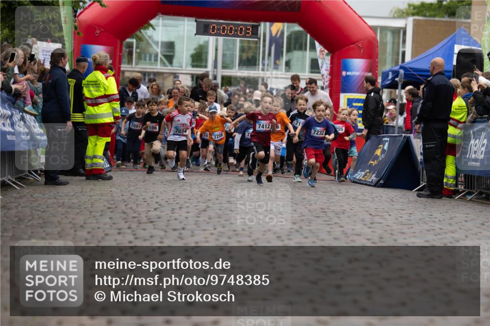 12.06.2026 - Holstenköstenlauf Michael Strokosch http://msf.ph/oto/9748385 12.06.2026 15:00:07 Laufen 19, 00, 0, 00, 03, 7081, 106, 74126, 7034, 55, 7208, 7232 meine-sportfotos.de