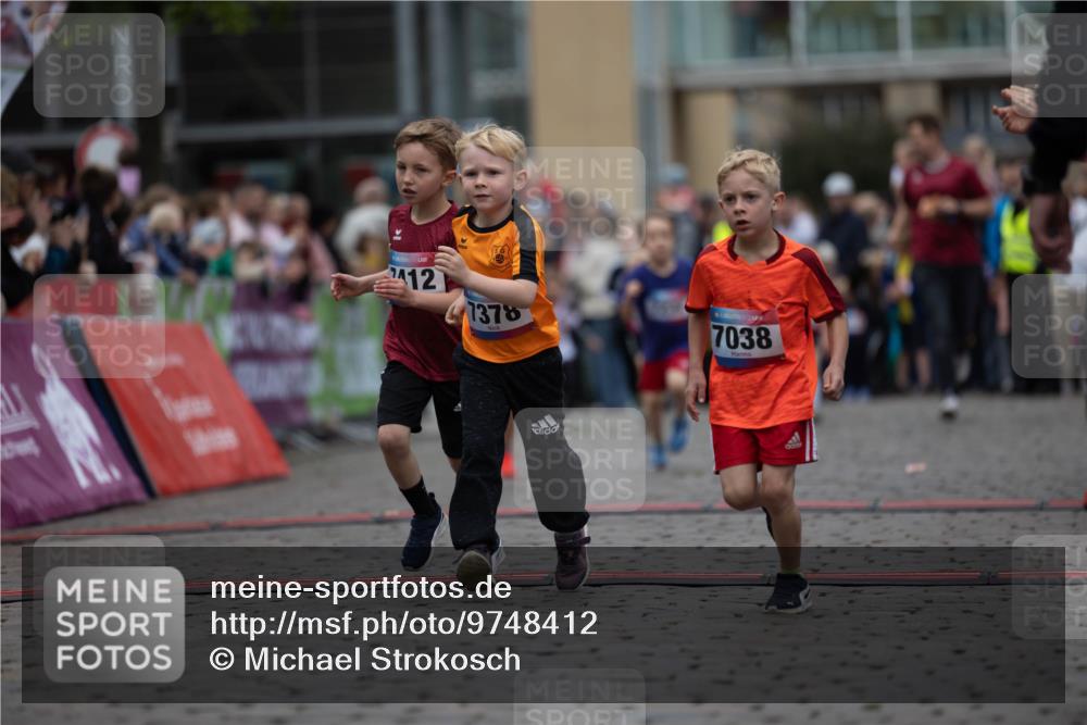 12.06.2026 - Holstenköstenlauf Michael Strokosch http://msf.ph/oto/9748412 12.06.2026 15:01:38 Laufen 12, 1378, 7038 meine-sportfotos.de