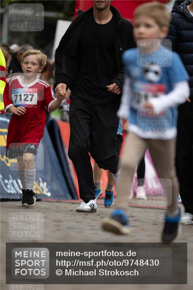 12.06.2026 - Holstenköstenlauf Michael Strokosch http://msf.ph/oto/9748430 12.06.2026 15:01:59 Laufen 36, 7127 meine-sportfotos.de