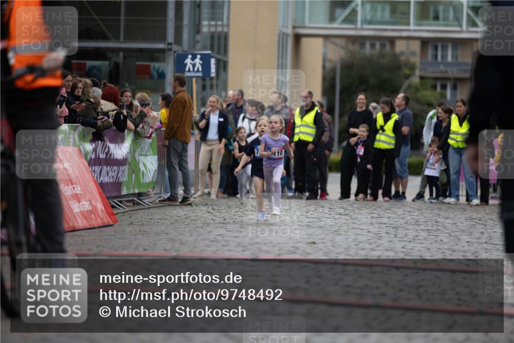 12.06.2026 - Holstenköstenlauf Michael Strokosch http://msf.ph/oto/9748492 12.06.2026 15:12:06 Laufen 110 meine-sportfotos.de
