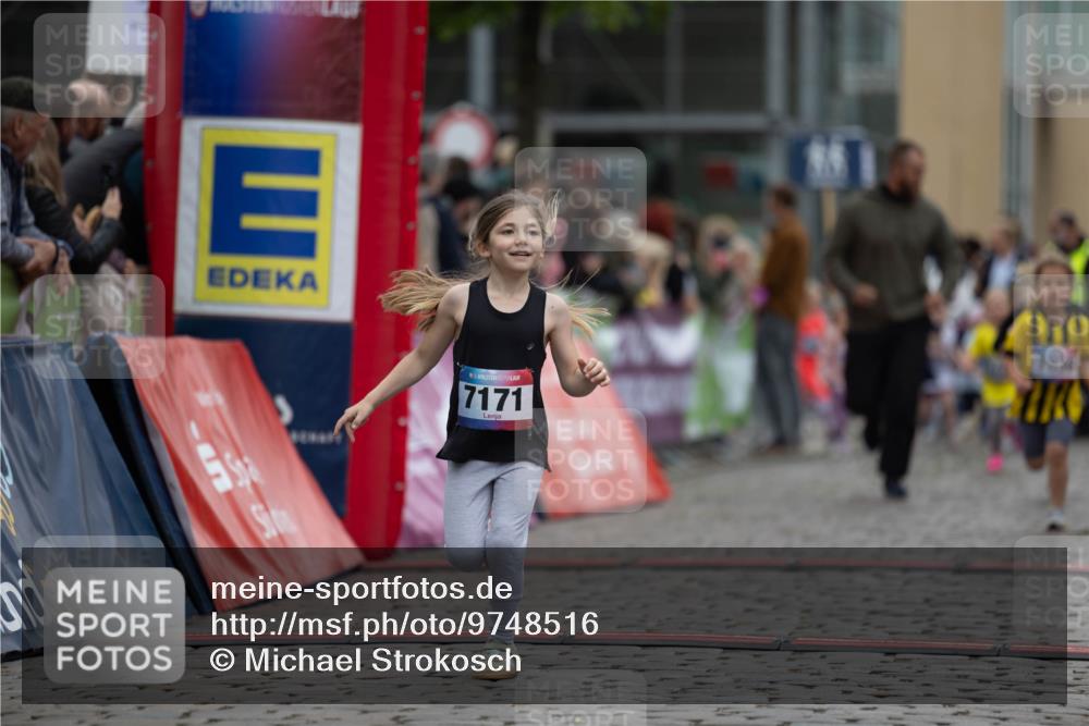 12.06.2026 - Holstenköstenlauf Michael Strokosch http://msf.ph/oto/9748516 12.06.2026 15:12:14 Laufen 7171, 7034 meine-sportfotos.de