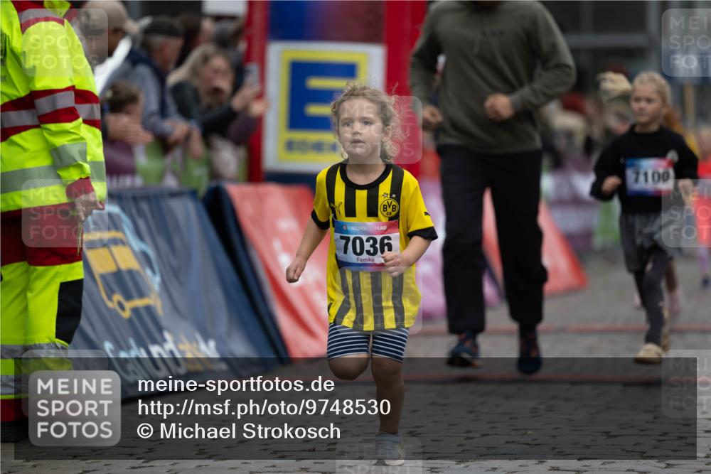 12.06.2026 - Holstenköstenlauf Michael Strokosch http://msf.ph/oto/9748530 12.06.2026 15:12:19 Laufen 36, 7036, 7100 meine-sportfotos.de