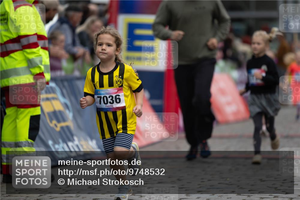 12.06.2026 - Holstenköstenlauf Michael Strokosch http://msf.ph/oto/9748532 12.06.2026 15:12:20 Laufen 36, 09, 7036 meine-sportfotos.de