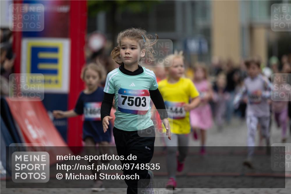 12.06.2026 - Holstenköstenlauf Michael Strokosch http://msf.ph/oto/9748535 12.06.2026 15:12:22 Laufen 36, 7503, 444 meine-sportfotos.de