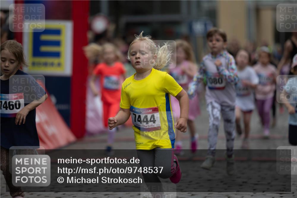 12.06.2026 - Holstenköstenlauf Michael Strokosch http://msf.ph/oto/9748537 12.06.2026 15:12:23 Laufen 7460, 1444, 080 meine-sportfotos.de