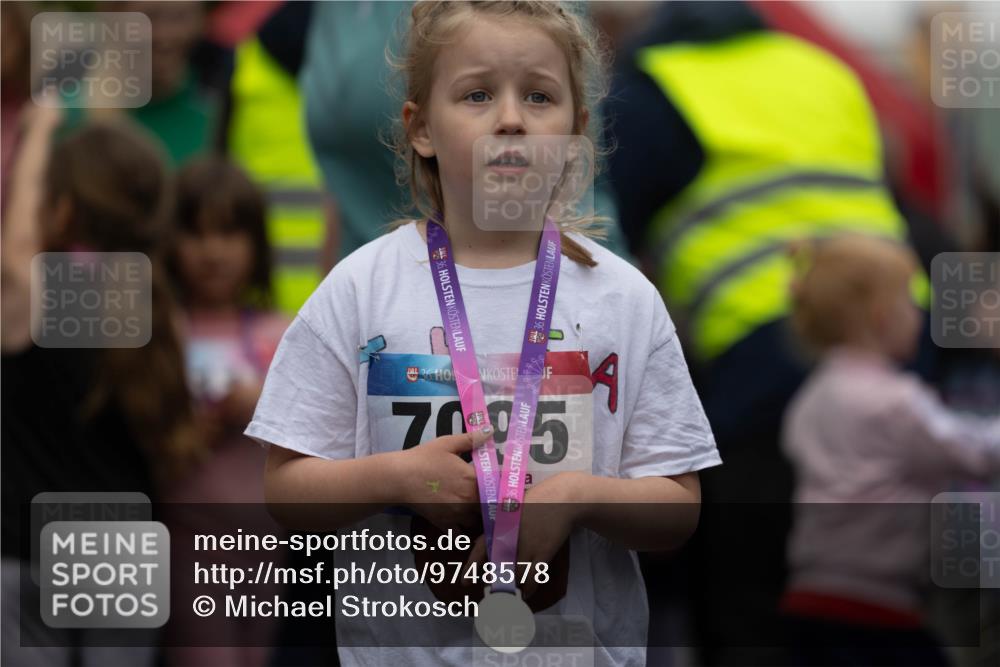 12.06.2026 - Holstenköstenlauf Michael Strokosch http://msf.ph/oto/9748578 12.06.2026 15:14:09 Laufen 36, 36, 36, 7095, 36 meine-sportfotos.de