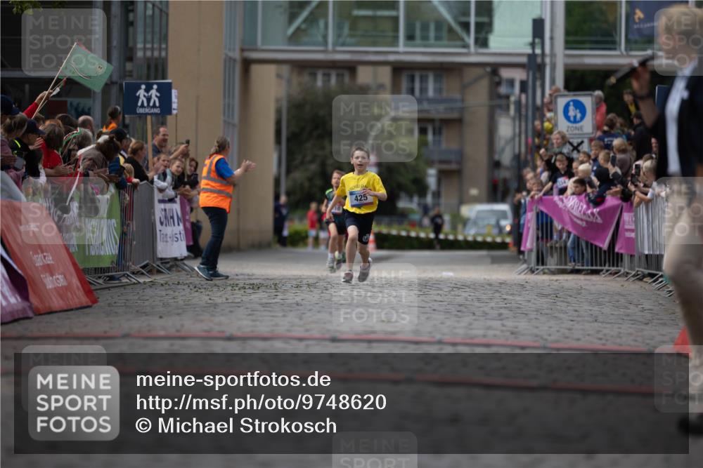 12.06.2026 - Holstenköstenlauf Michael Strokosch http://msf.ph/oto/9748620 12.06.2026 15:35:47 Laufen 425 meine-sportfotos.de