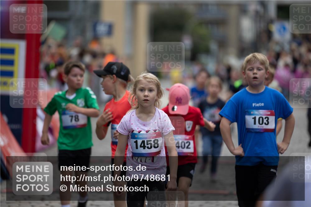12.06.2026 - Holstenköstenlauf Michael Strokosch http://msf.ph/oto/9748681 12.06.2026 15:36:45 Laufen 78, 36, 1458, 402, 103 meine-sportfotos.de