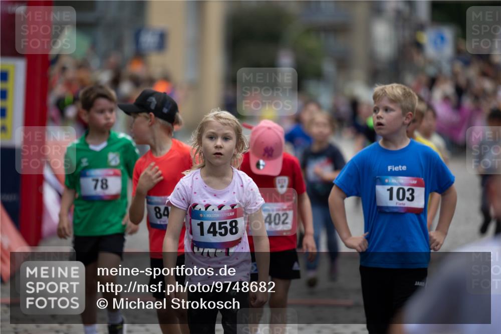 12.06.2026 - Holstenköstenlauf Michael Strokosch http://msf.ph/oto/9748682 12.06.2026 15:36:45 Laufen 78, 84, 36, 1458, 402, 103 meine-sportfotos.de