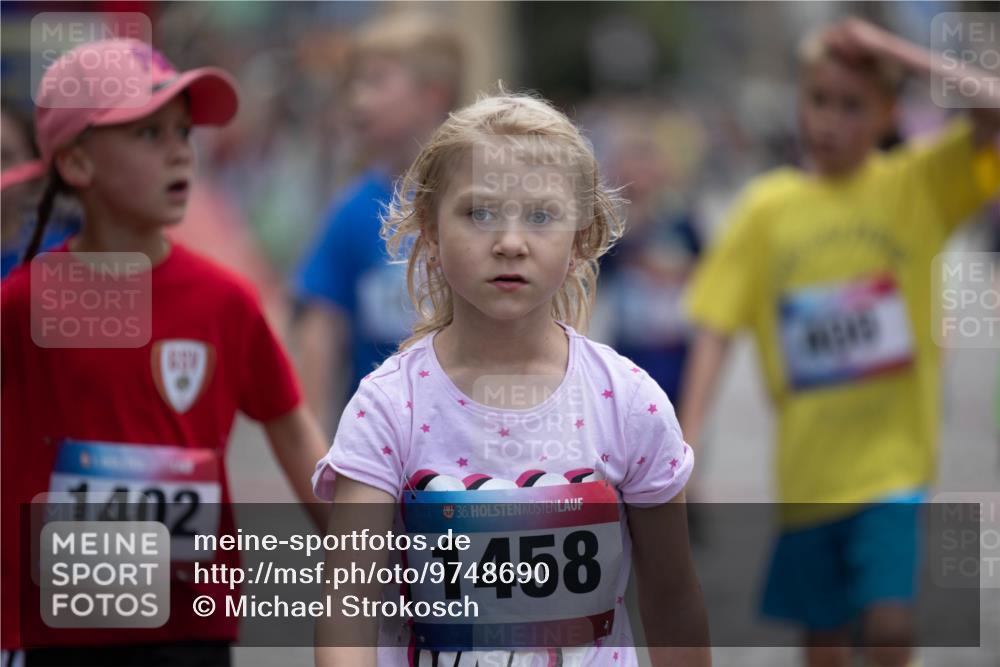 12.06.2026 - Holstenköstenlauf Michael Strokosch http://msf.ph/oto/9748690 12.06.2026 15:36:50 Laufen 1402, 36, 1458 meine-sportfotos.de