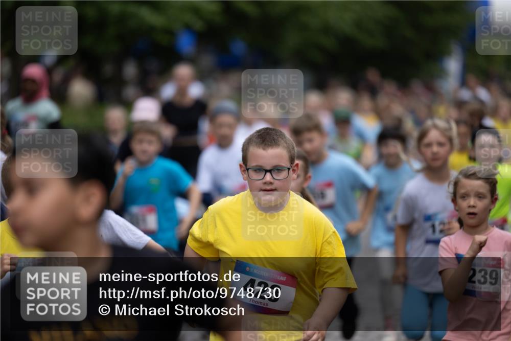 12.06.2026 - Holstenköstenlauf Michael Strokosch http://msf.ph/oto/9748730 12.06.2026 16:00:47 Laufen 36, 423, 1, 239 meine-sportfotos.de